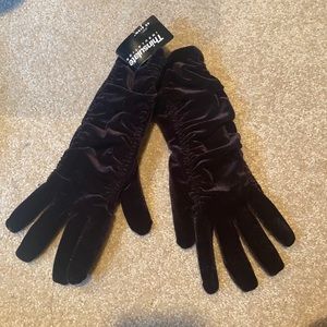 Brand new velvet thinsulate gloves